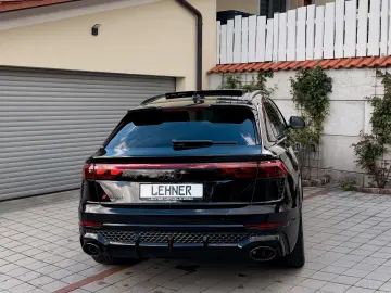 Audi RS Q8 Performance 4.0 TFSI quattro - NOU
