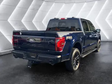 Ford F 150 LARIAT Black Edition 4X4 5.0L