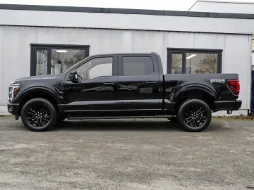 Ford F-150 Lariat V8 Black Edition Pano 360 Kamera