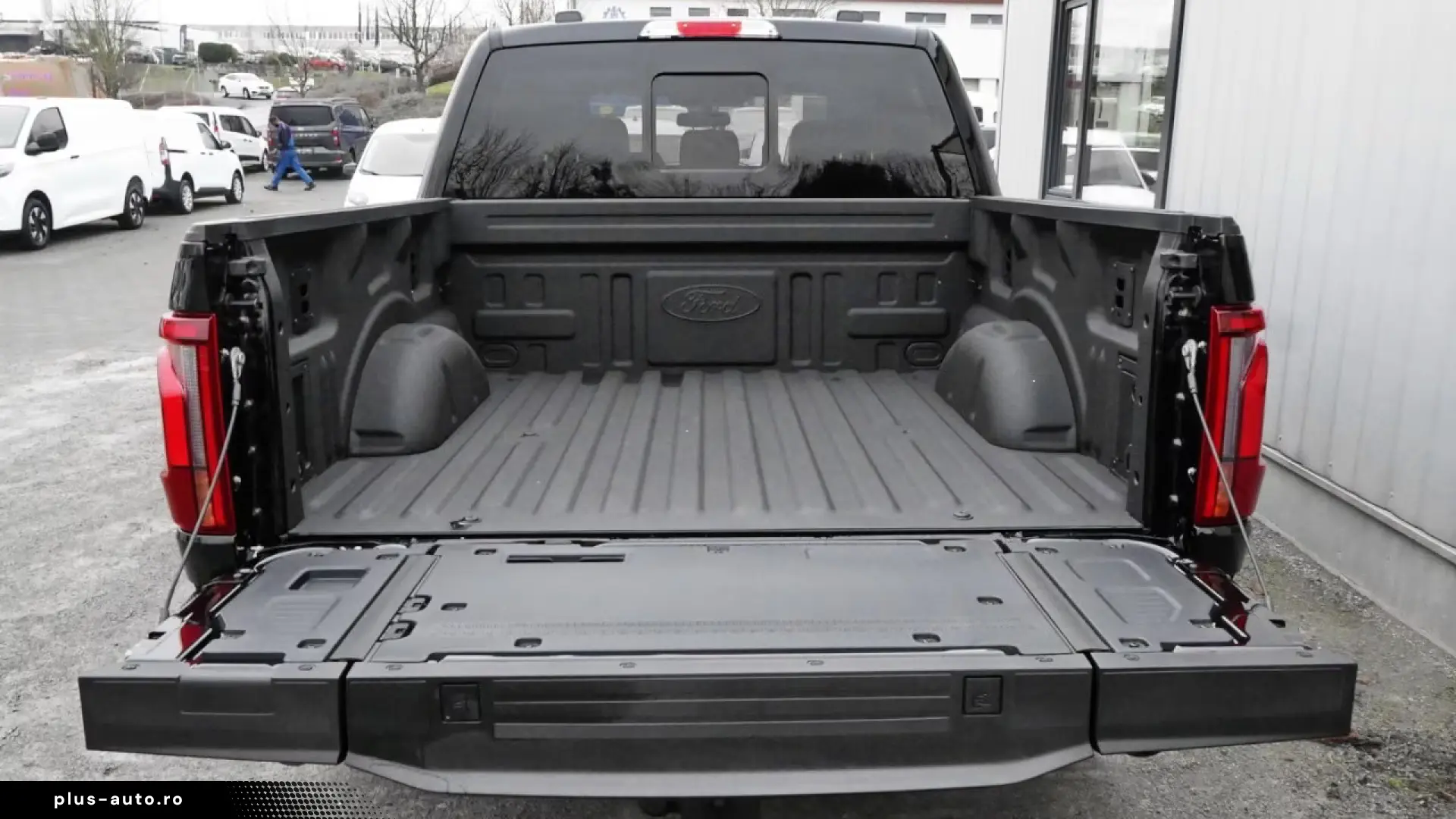 Ford F-150 Lariat V8 Black Edition Pano 360 Kamera