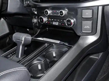 Ford F-150 Lariat V8 Black Edition Pano 360 Kamera