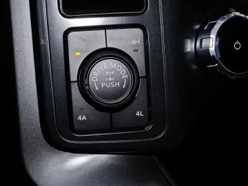 Ford F-150 Lariat V8 Black Edition Pano 360 Kamera