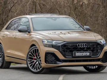 Audi Q8 60 TFSIe S line   489 CP • PANO • B&O