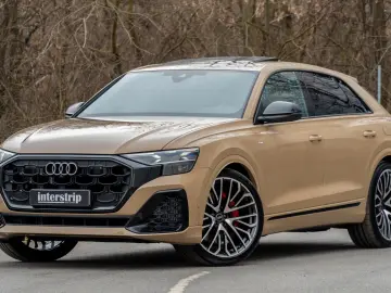 Audi Q8 60 TFSIe S line   489 CP • PANO • B&O
