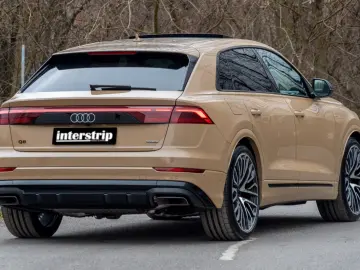 Audi Q8 60 TFSIe S line   489 CP • PANO • B&O