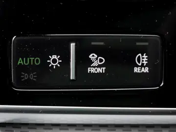 Audi Q8 60 TFSIe S line   489 CP • PANO • B&O