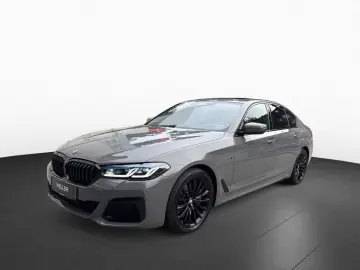 BMW 540i xDrive Sedan M Sport M Seat  Sunroof
