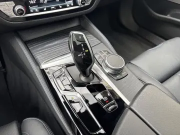 BMW 540i xDrive Sedan M Sport M Seat  Sunroof