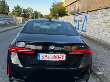 BMW 520i M Sport Pro   PANO • HARMAN • 21” • PARK ASSIST