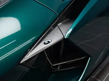 Lamborghini Revuelto   1.016 CP • V12 • FULL CARBON • LIFT