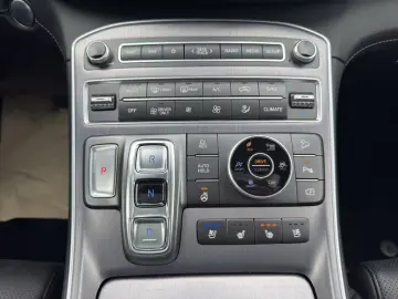 Hyundai SANTA FE Plug-in-Hybrid 1.6 T-GDi SIGNATURE