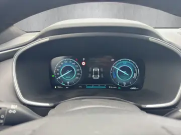 Hyundai SANTA FE Plug-in-Hybrid 1.6 T-GDi SIGNATURE