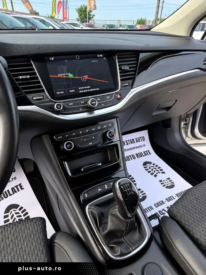 Opel Astra K 2019    Distronic Park-Assist Lane-Assist Side-