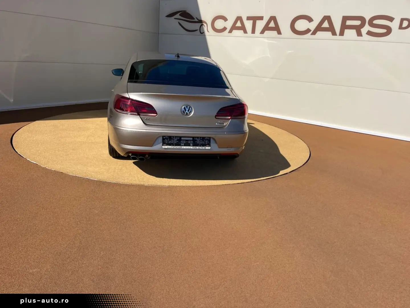 Volkswagen Passat-Cc