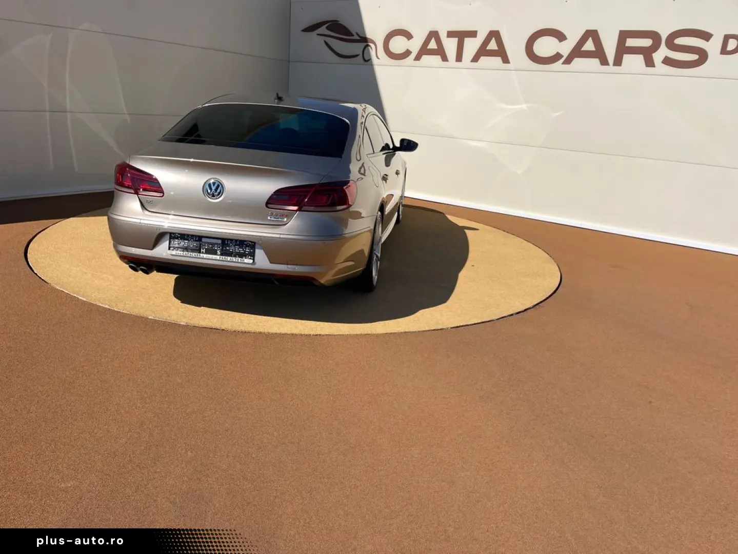 Volkswagen Passat-Cc