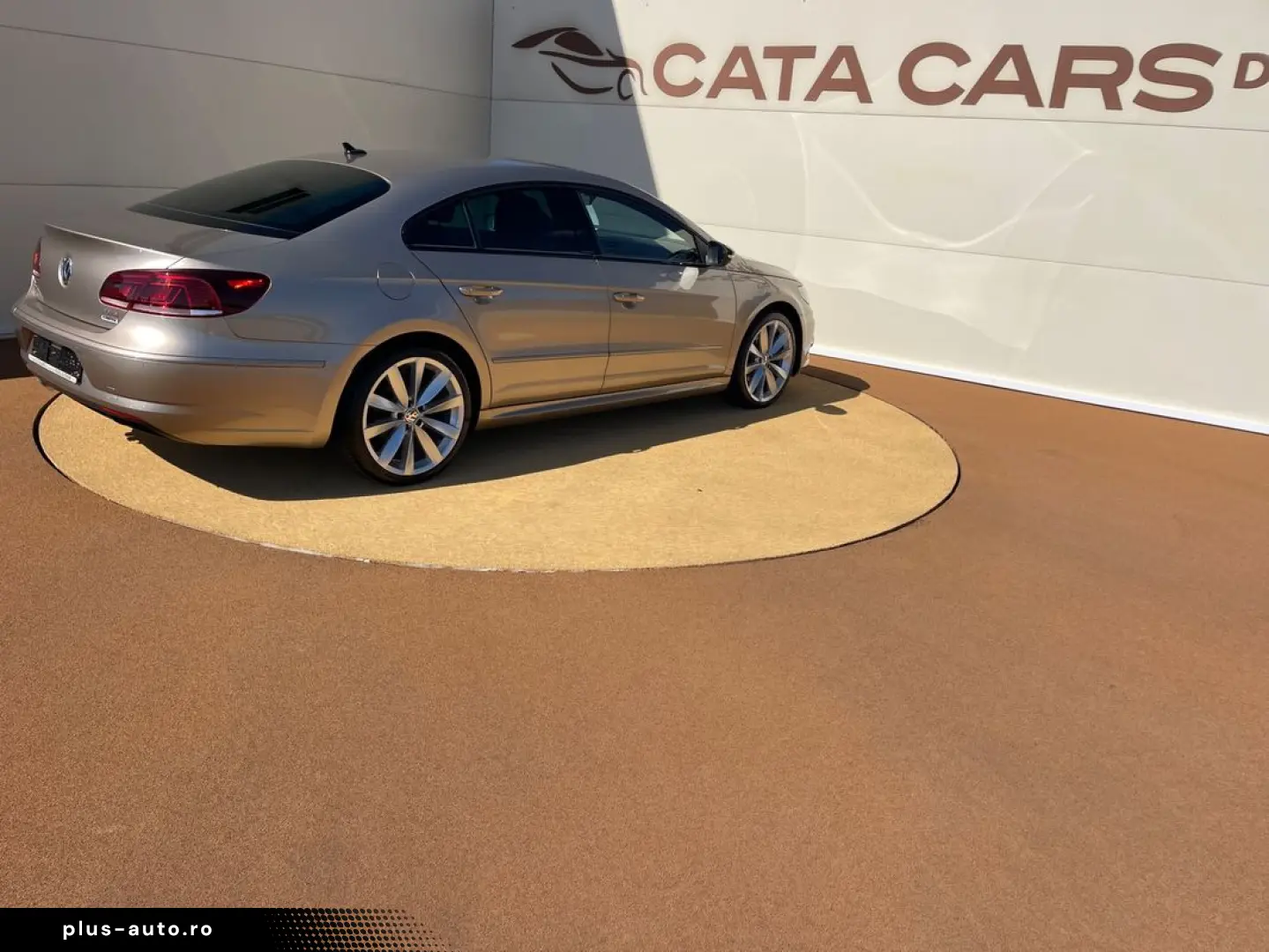 Volkswagen Passat-Cc