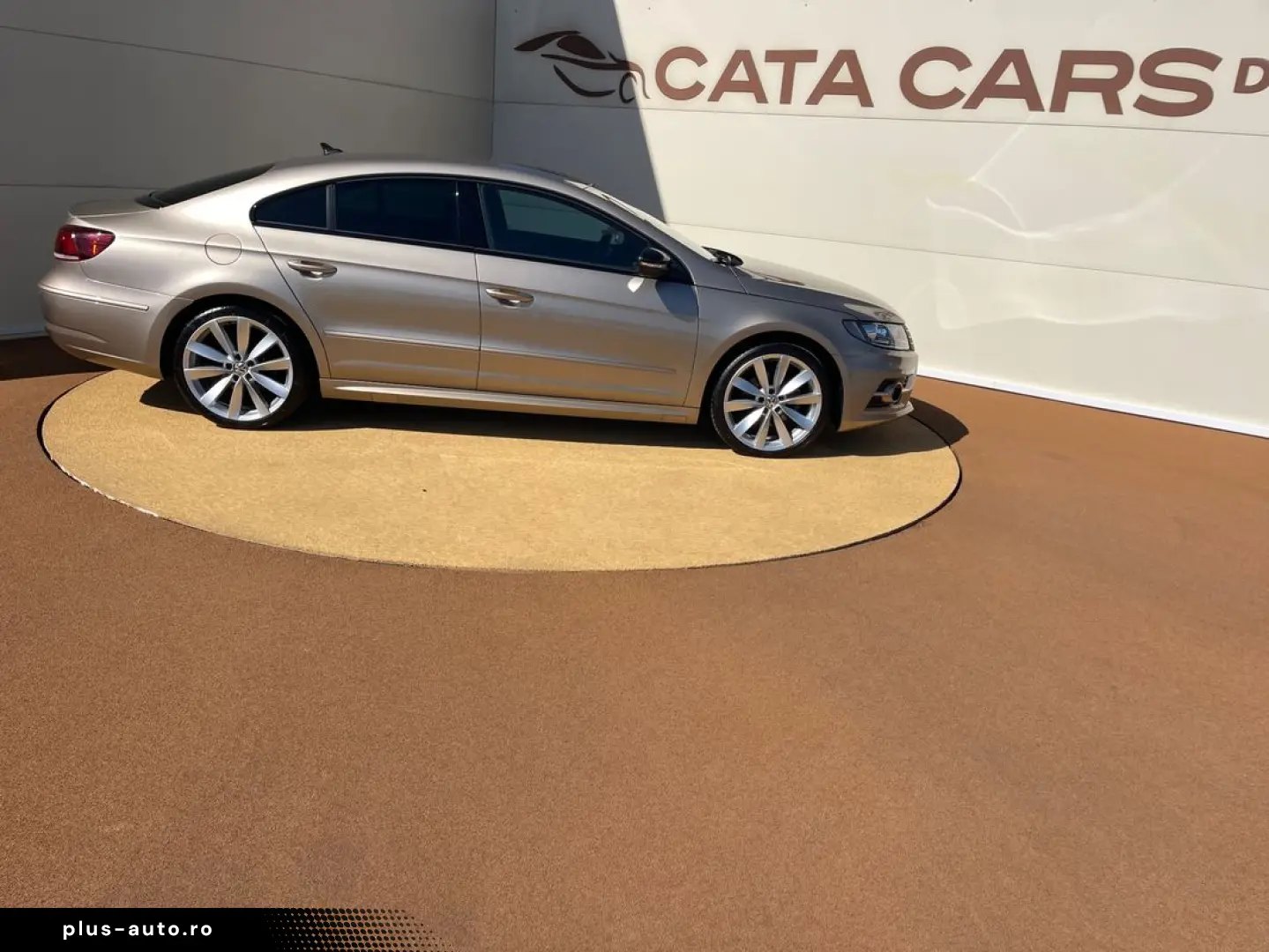 Volkswagen Passat-Cc