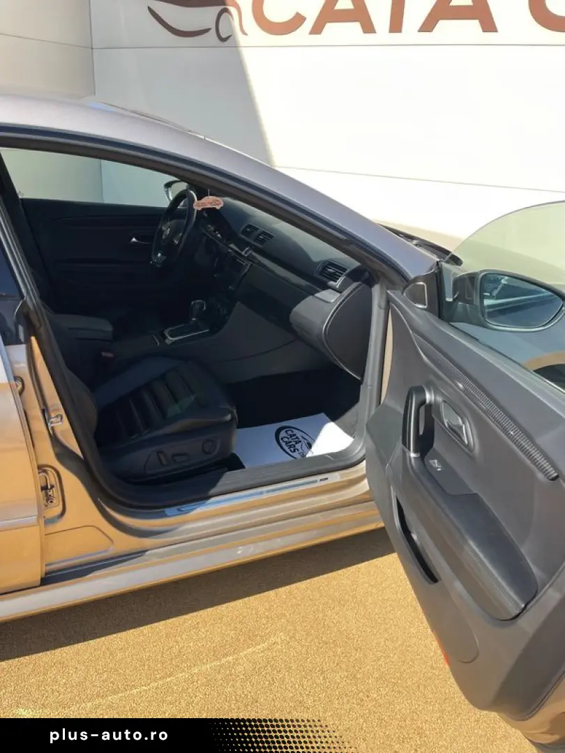 Volkswagen Passat-Cc