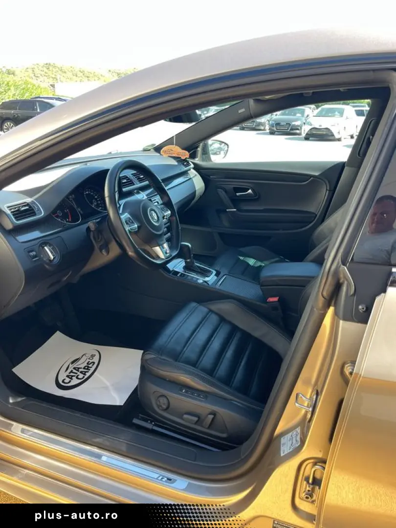 Volkswagen Passat-Cc