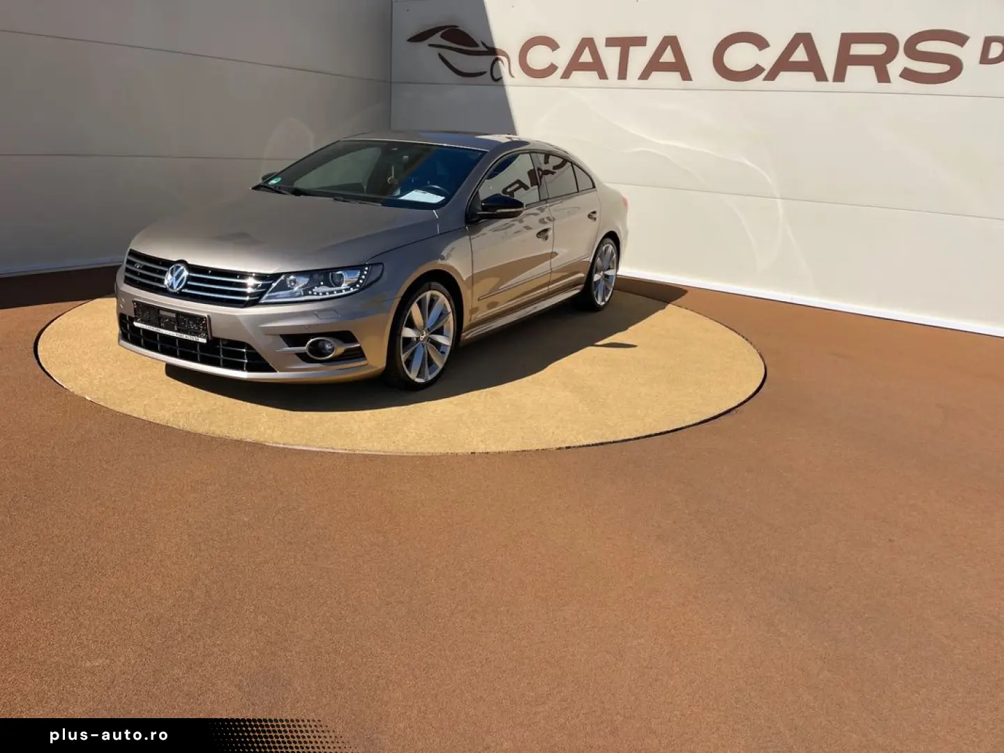Volkswagen Passat-Cc