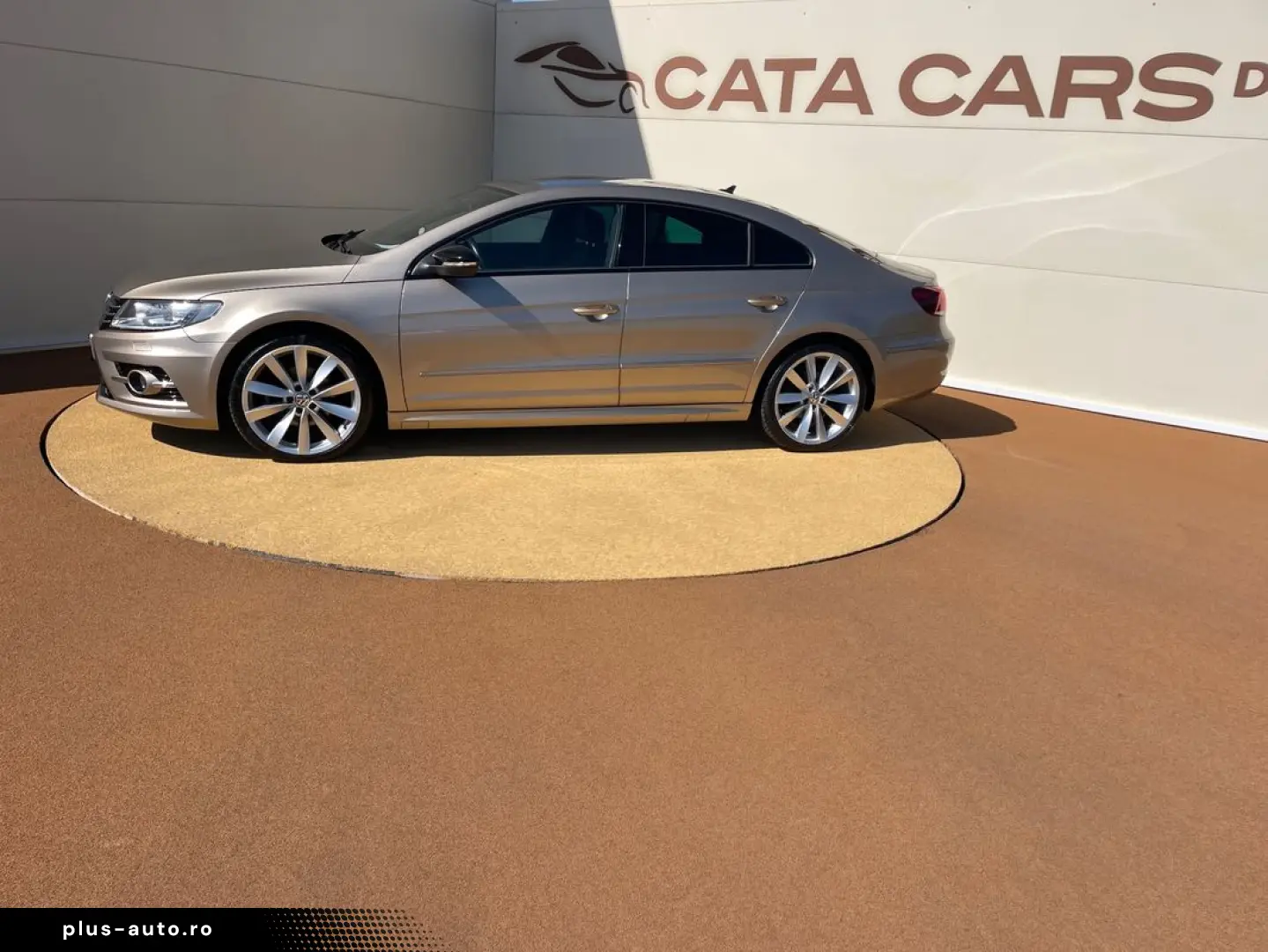Volkswagen Passat-Cc