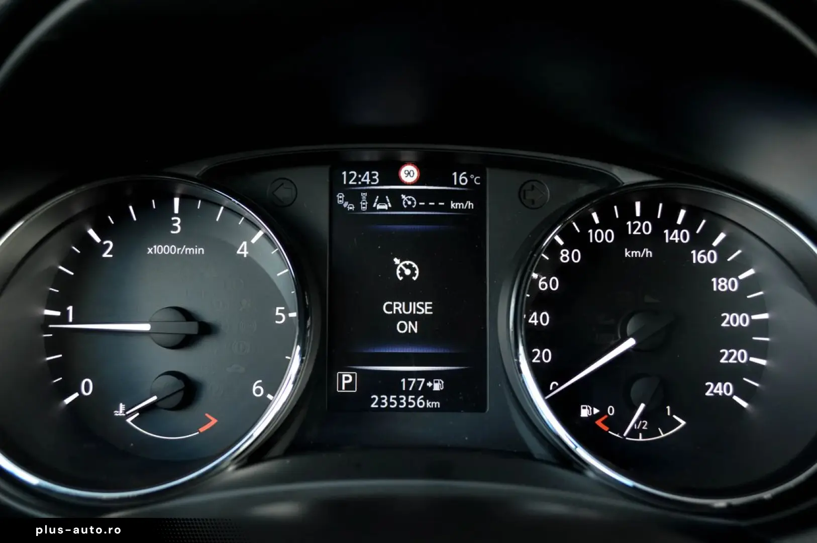 Nissan Qashqai 1.6 DCI Xtronic TEKNA   Diesel   Automată   R