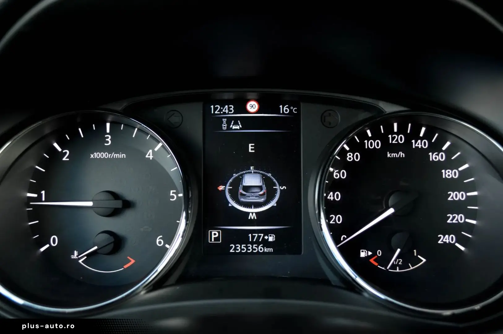 Nissan Qashqai 1.6 DCI Xtronic TEKNA   Diesel   Automată   R