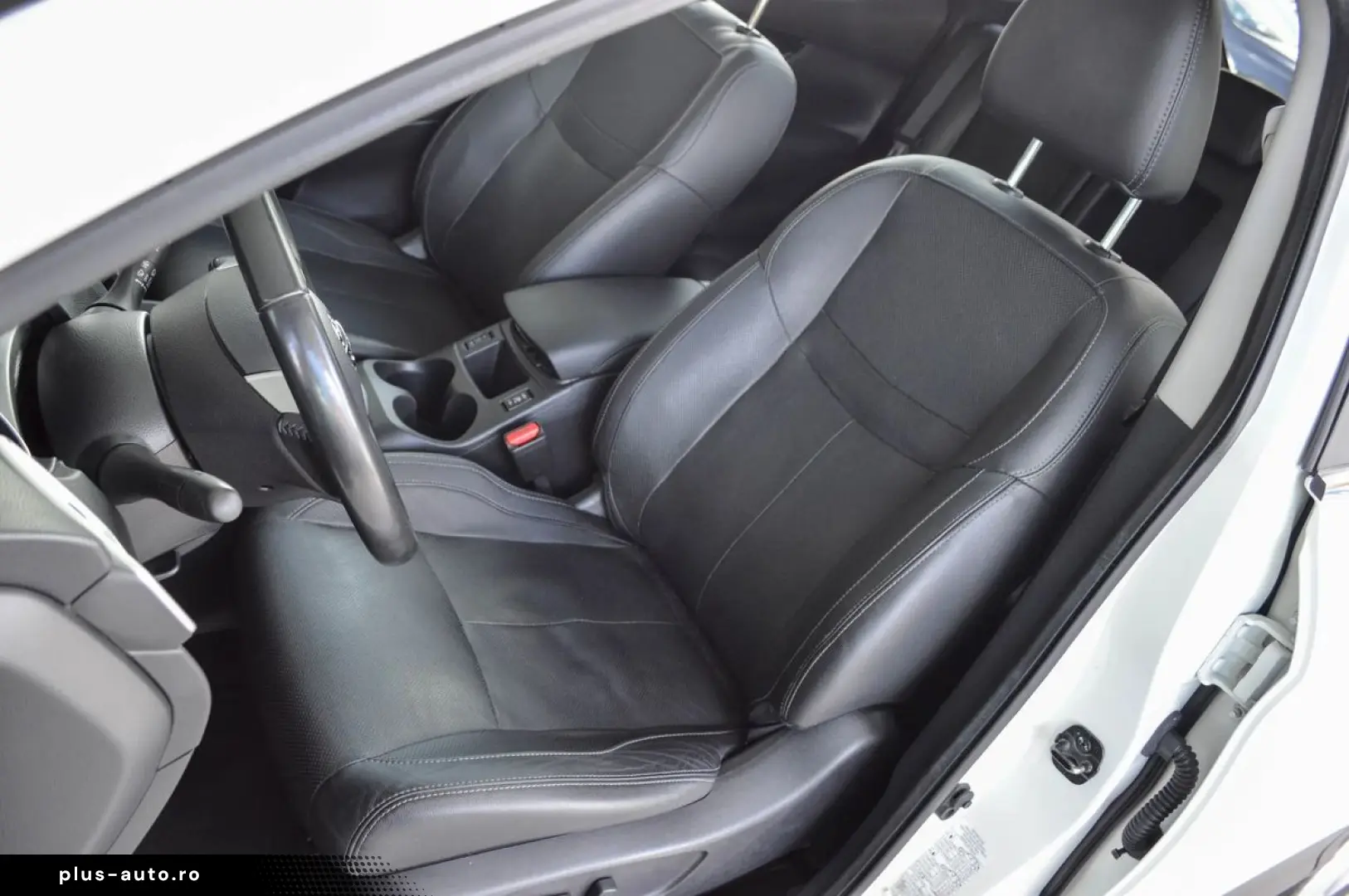 Nissan Qashqai 1.6 DCI Xtronic TEKNA   Diesel   Automată   R