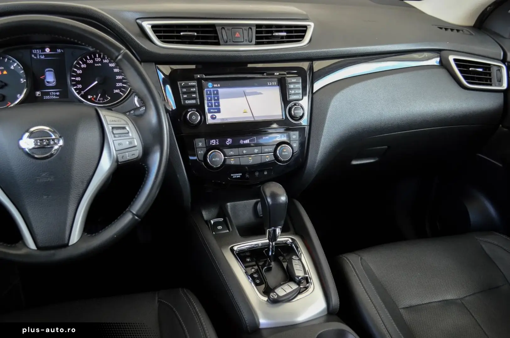 Nissan Qashqai 1.6 DCI Xtronic TEKNA   Diesel   Automată   R