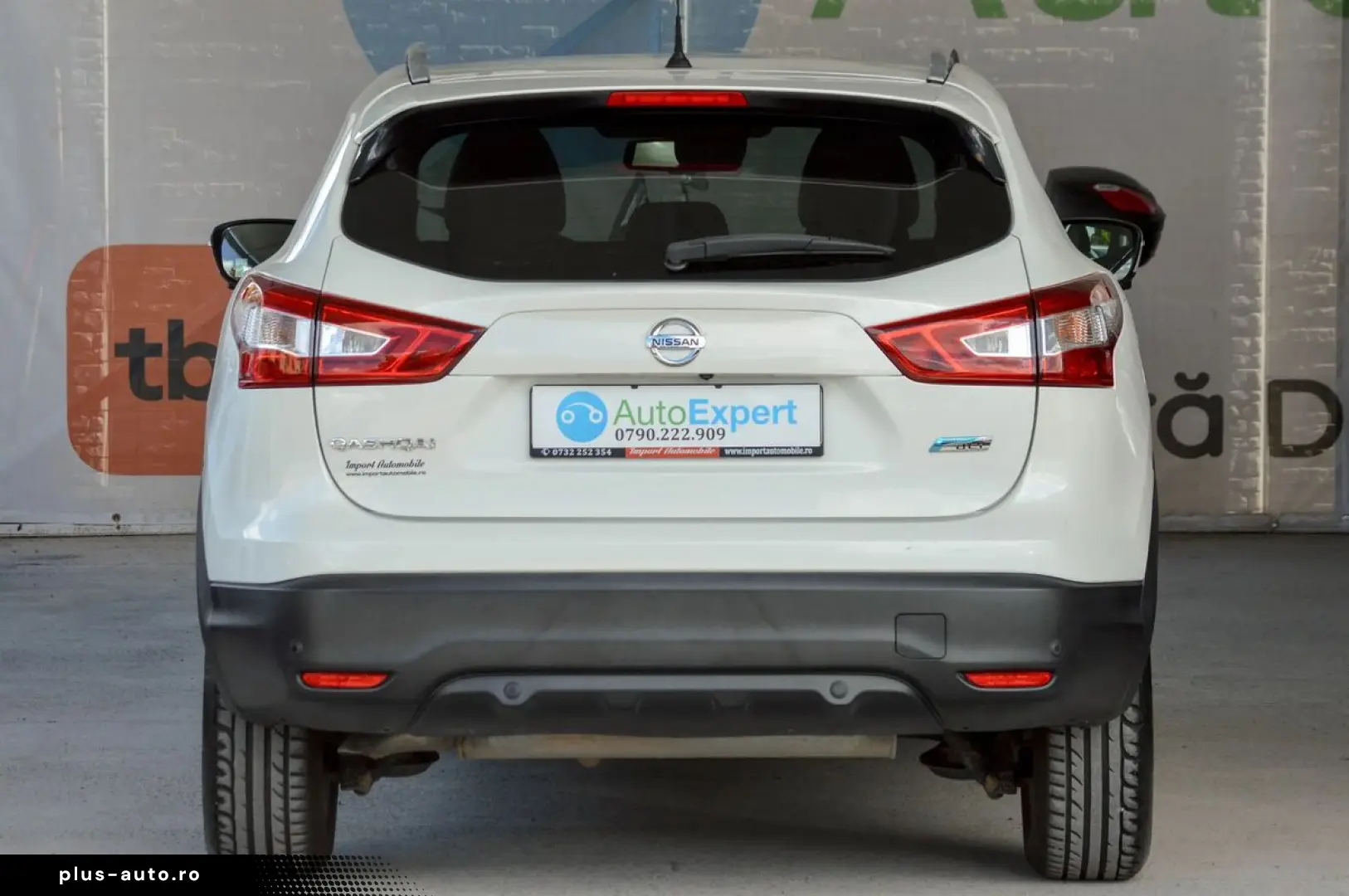 Nissan Qashqai 1.6 DCI Xtronic TEKNA   Diesel   Automată   R