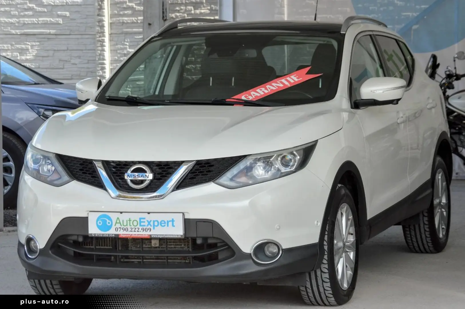 Nissan Qashqai 1.6 DCI Xtronic TEKNA   Diesel   Automată   R