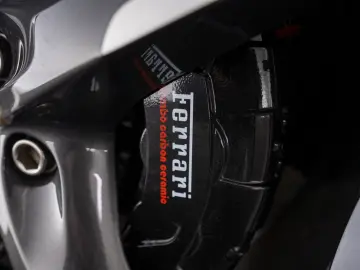 FERRARI Purosangue