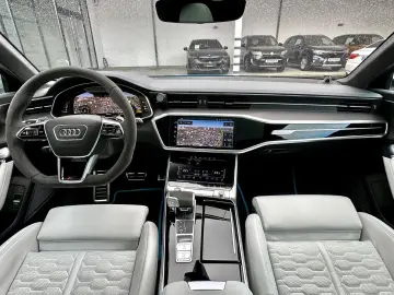 AUDI RS 6 Avant 4.0 TFSI quat.   B&O adv.   UPE 201t€