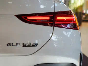 MERCEDES-BENZ GLE 63 AMG S 4M  Coupe Night Walnuss b…