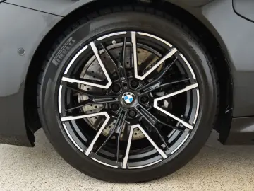 BMW M5 xDrive Touring ACC AHK Pano LED 360  DAB B&W