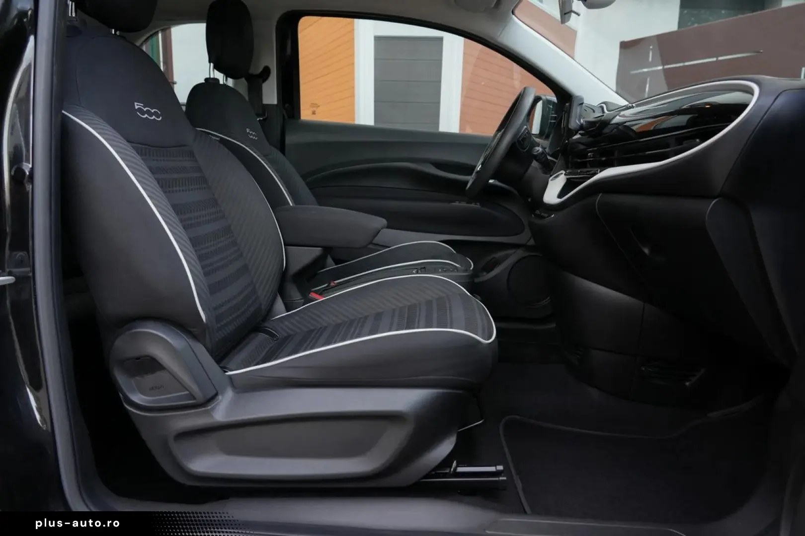 Fiat 500E