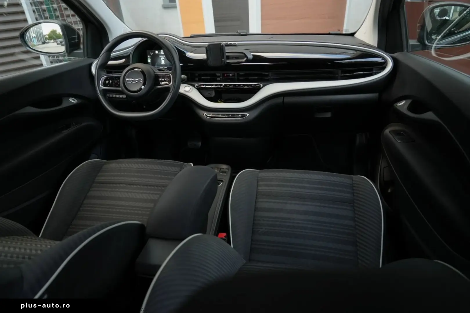Fiat 500E