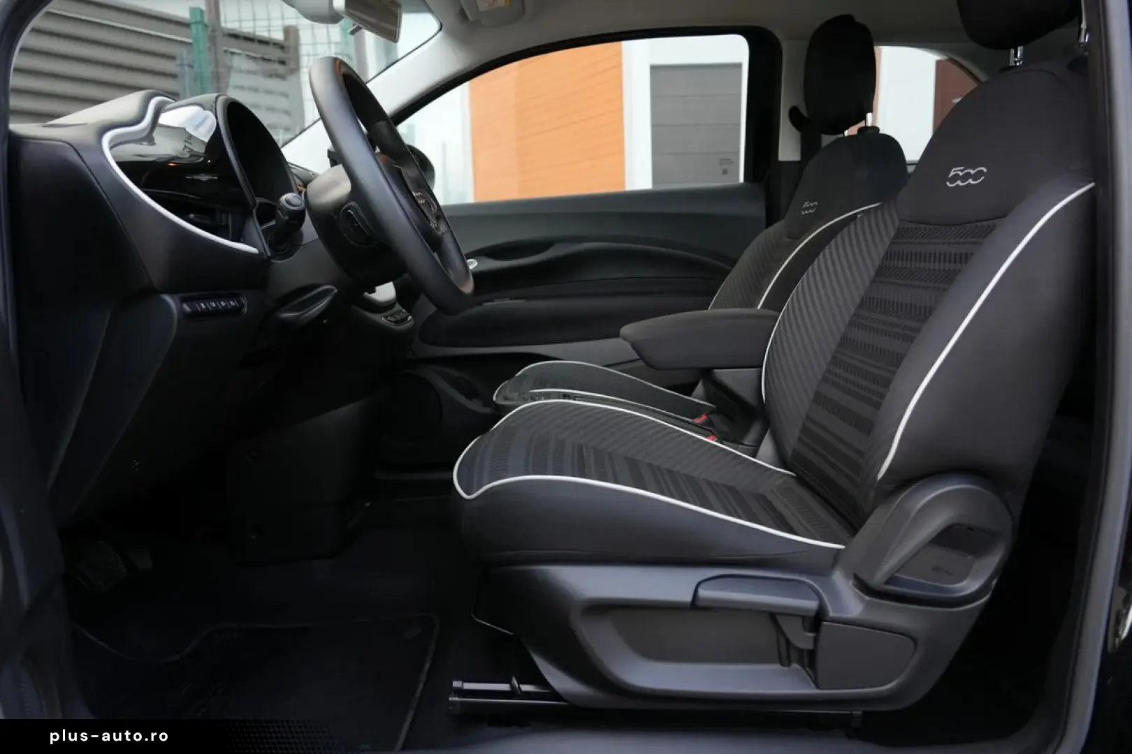 Fiat 500E