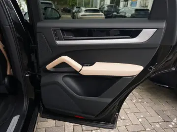 PORSCHE Cayenne Coupe SPORTDESIGN-INNO-LUFTF.-22 -BEIGE