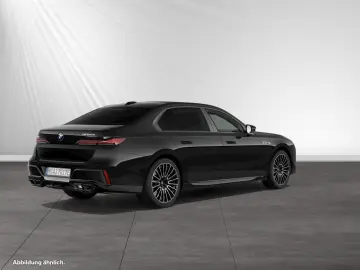 BMW M760e xDrive Fond-Enterteinment Bowers&Wilkins