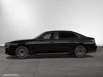 BMW M760e xDrive Fond-Enterteinment Bowers&Wilkins