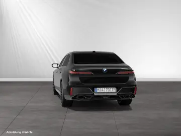 BMW M760e xDrive Fond-Enterteinment Bowers&Wilkins