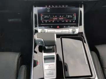 AUDI Q7 S line 50 TDI quattro tiptronic