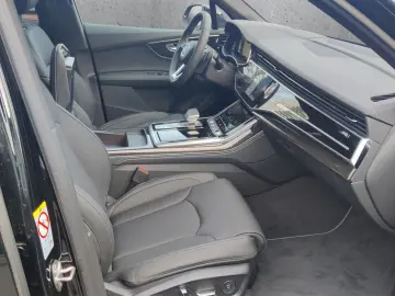 AUDI Q7 S line 50 TDI quattro tiptronic