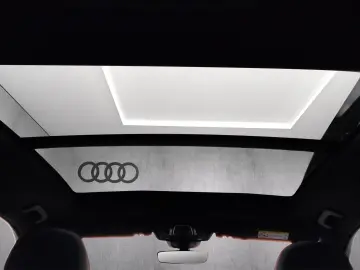 AUDI Q7 S line 50 TDI quattro tiptronic