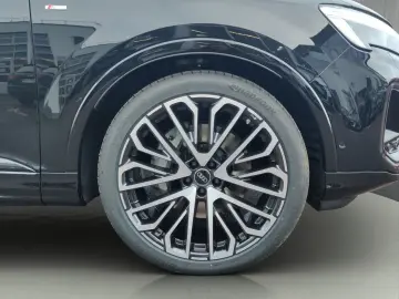 AUDI Q7 S line 50 TDI quattro tiptronic