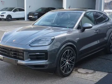 PORSCHE Cayenne Coupe SE-Hybrid HAL AHK 22 RS BOSE