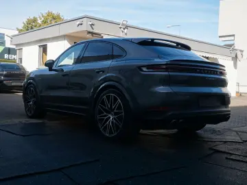 PORSCHE Cayenne Coupe SE-Hybrid HAL AHK 22 RS BOSE