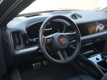 PORSCHE Cayenne Coupe SE-Hybrid HAL AHK 22 RS BOSE