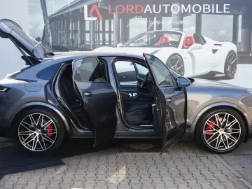 PORSCHE Cayenne Coupe SE-Hybrid HAL AHK 22 RS BOSE
